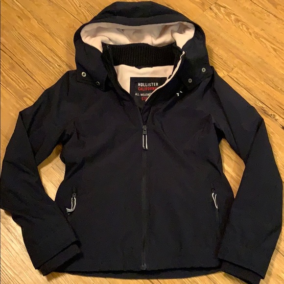 Hollister Jackets & Blazers - Hollister All-Weather stretch jacket EUC size M